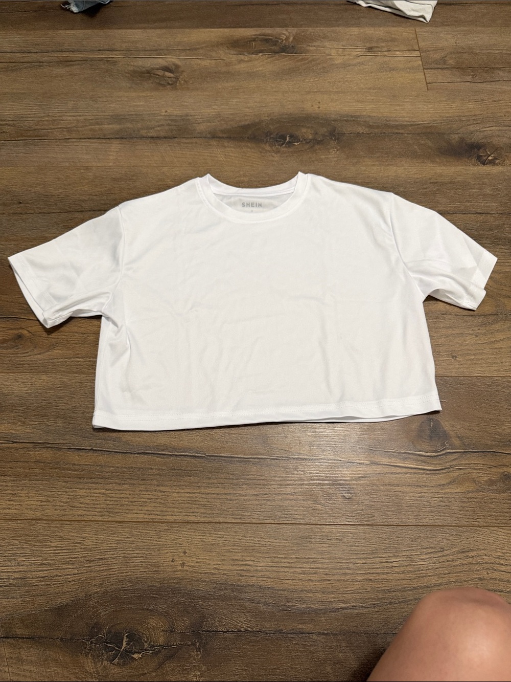 Shein White Cropped Tee